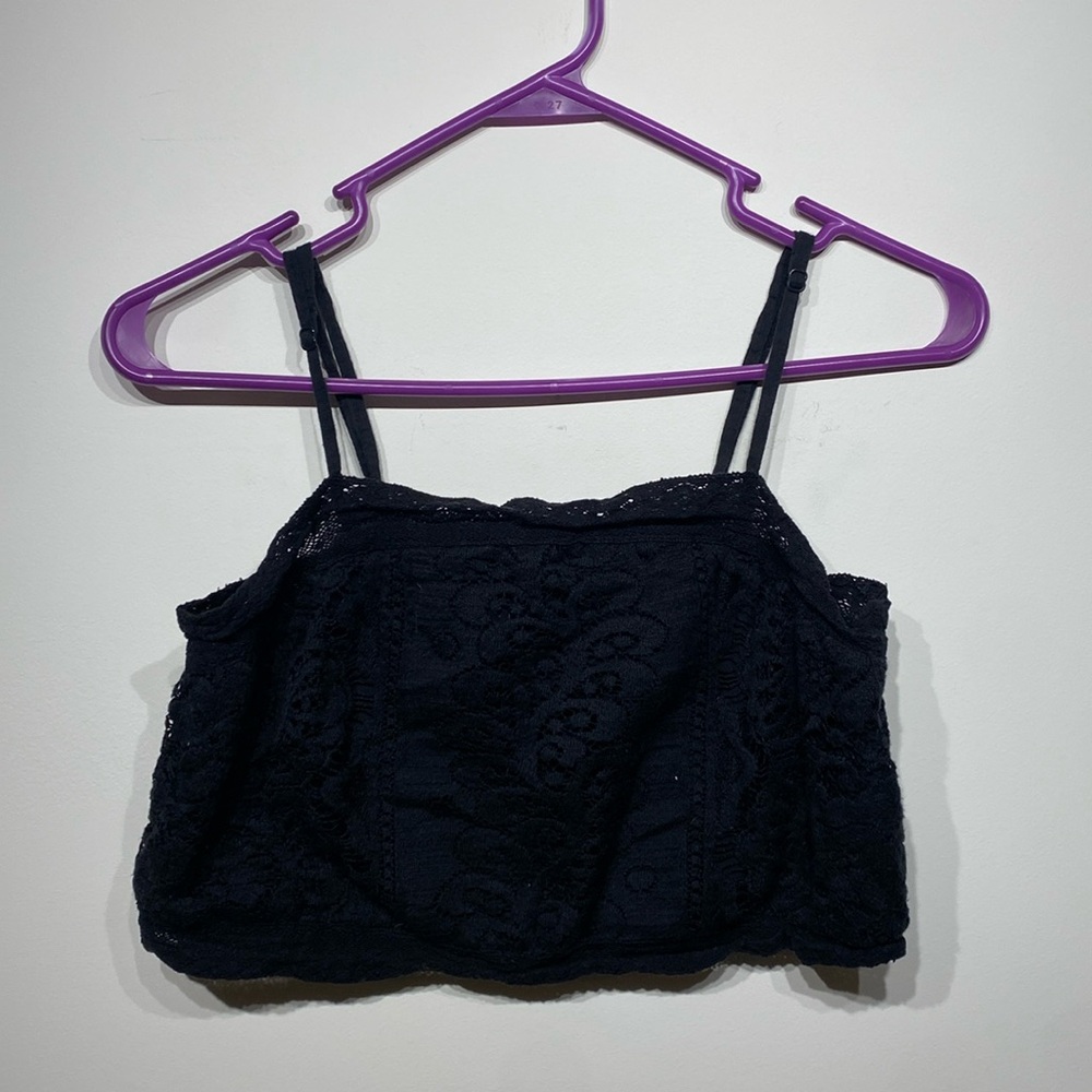 American Eagle crop top
